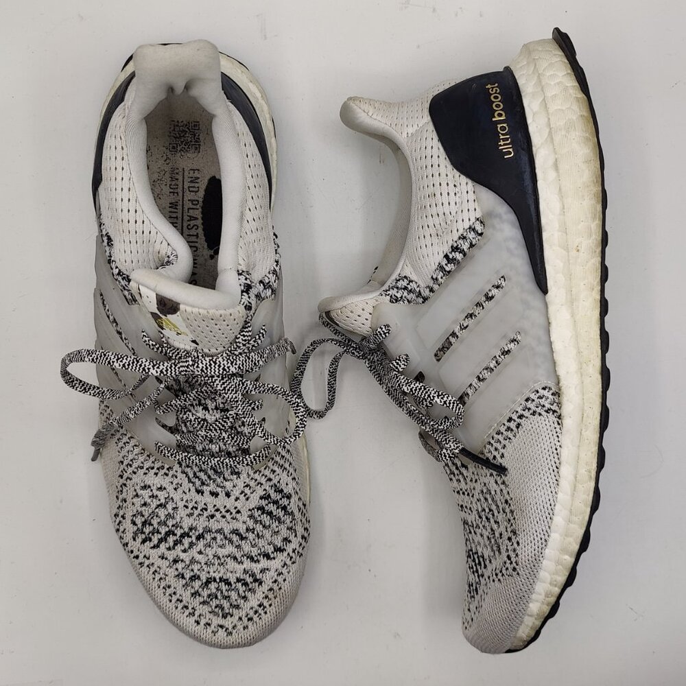 adidas mens 9 UltraBoost 1.0 DNA White Black GZ0449 Torsion System